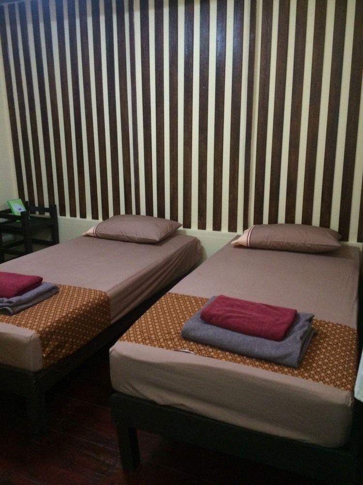 Hotel Baan Lanna At Prasingh Chiang Mai
